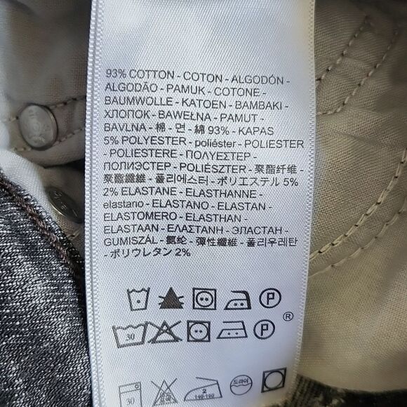 Levi's Wedgie Skinny, Button Fly, Black/Charcoal Wash, Frayed Hems, 25 - Picture 10 of 11